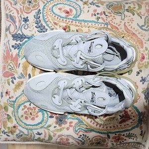 Size 10 gray Adidas torsion X